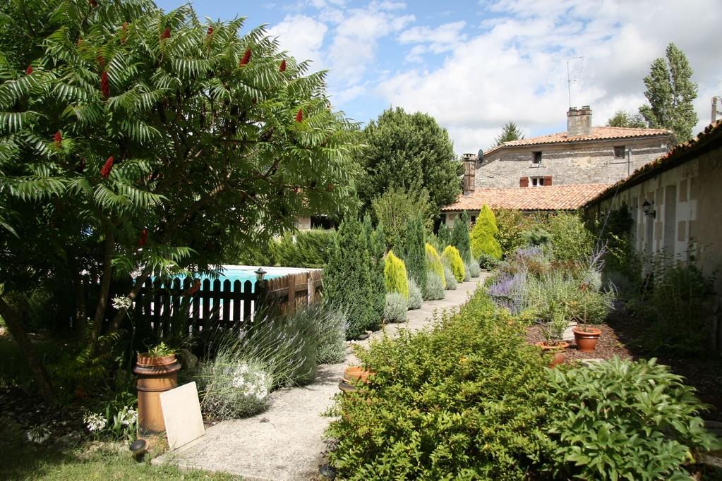 La Tonnellerie Bed & Breakfast Châteauneuf-sur-Charente Exterior foto